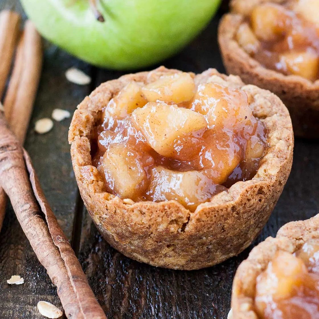 Apple Crisp Cookie Cups