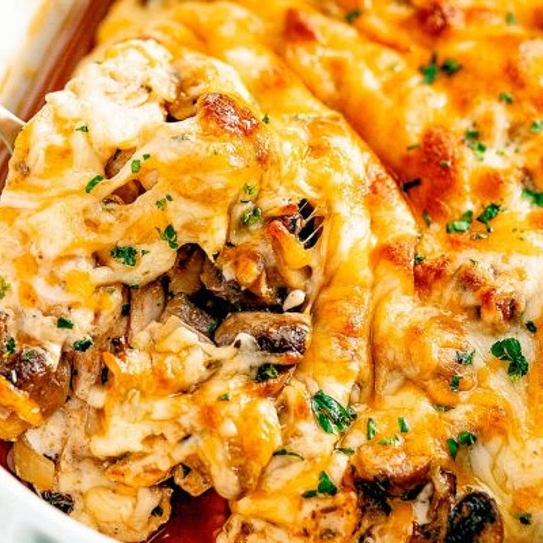 Garlic Mushrooms Chicken Casserole with Parmesan