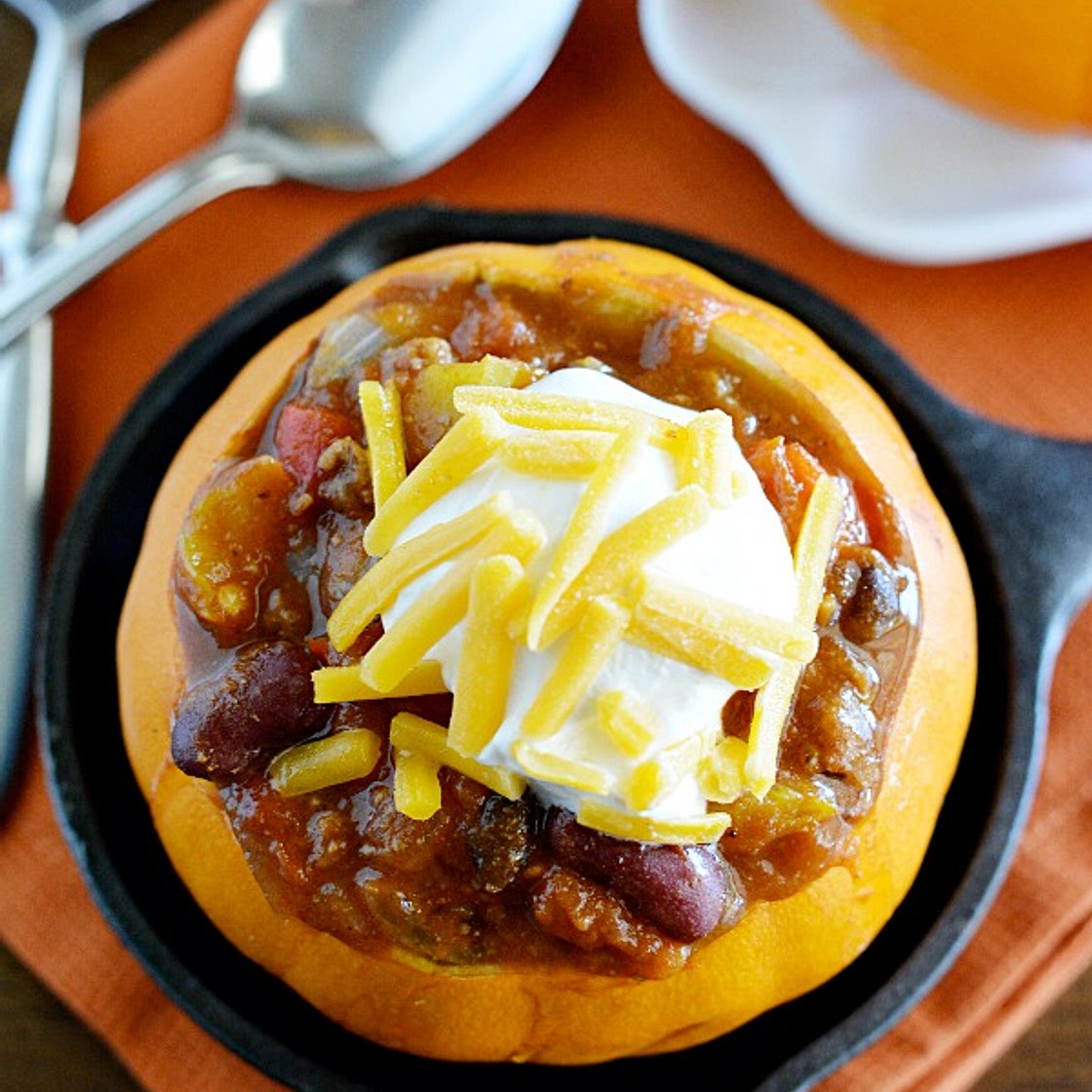 Spicy Slow Cooker Pumpkin Chili