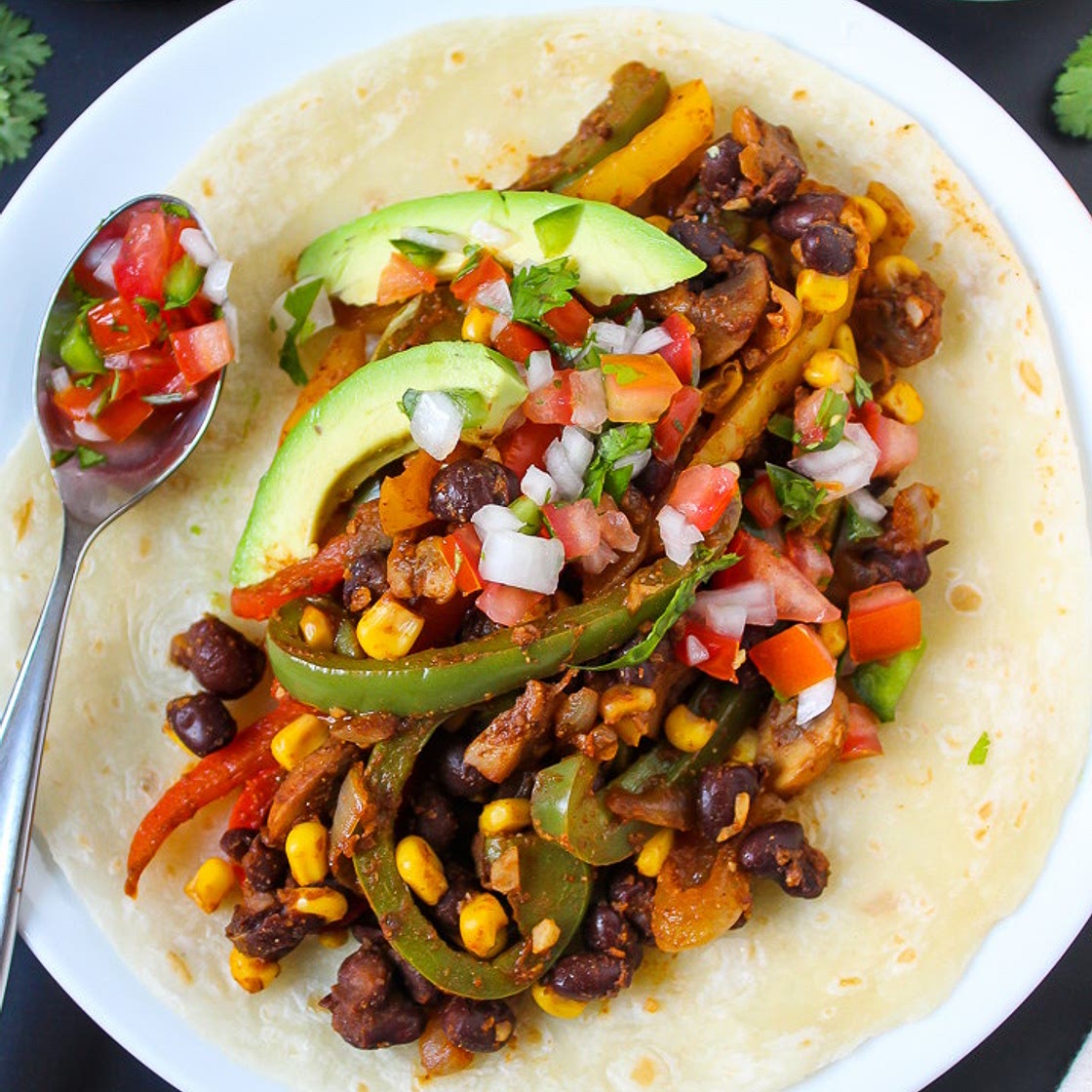 Corn and Black Bean Fajitas (Easy!)