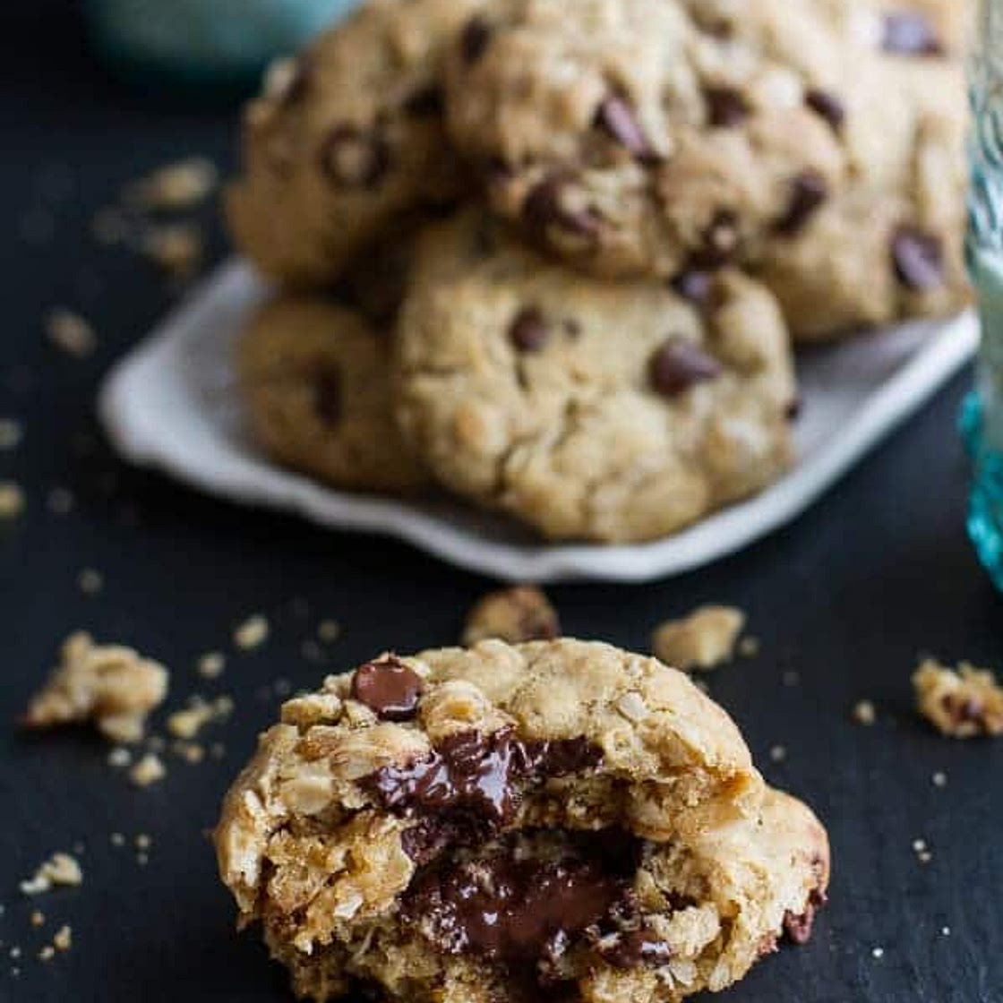 The Best Oatmeal Chocolate Chip Cookies Around