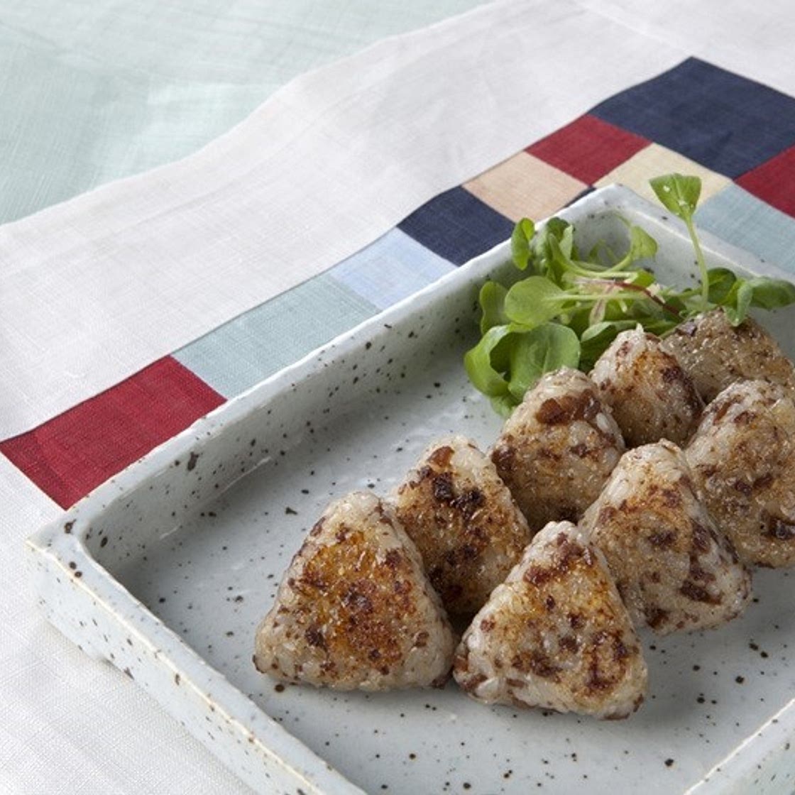 고소한 삼각주먹밥 만드는 법