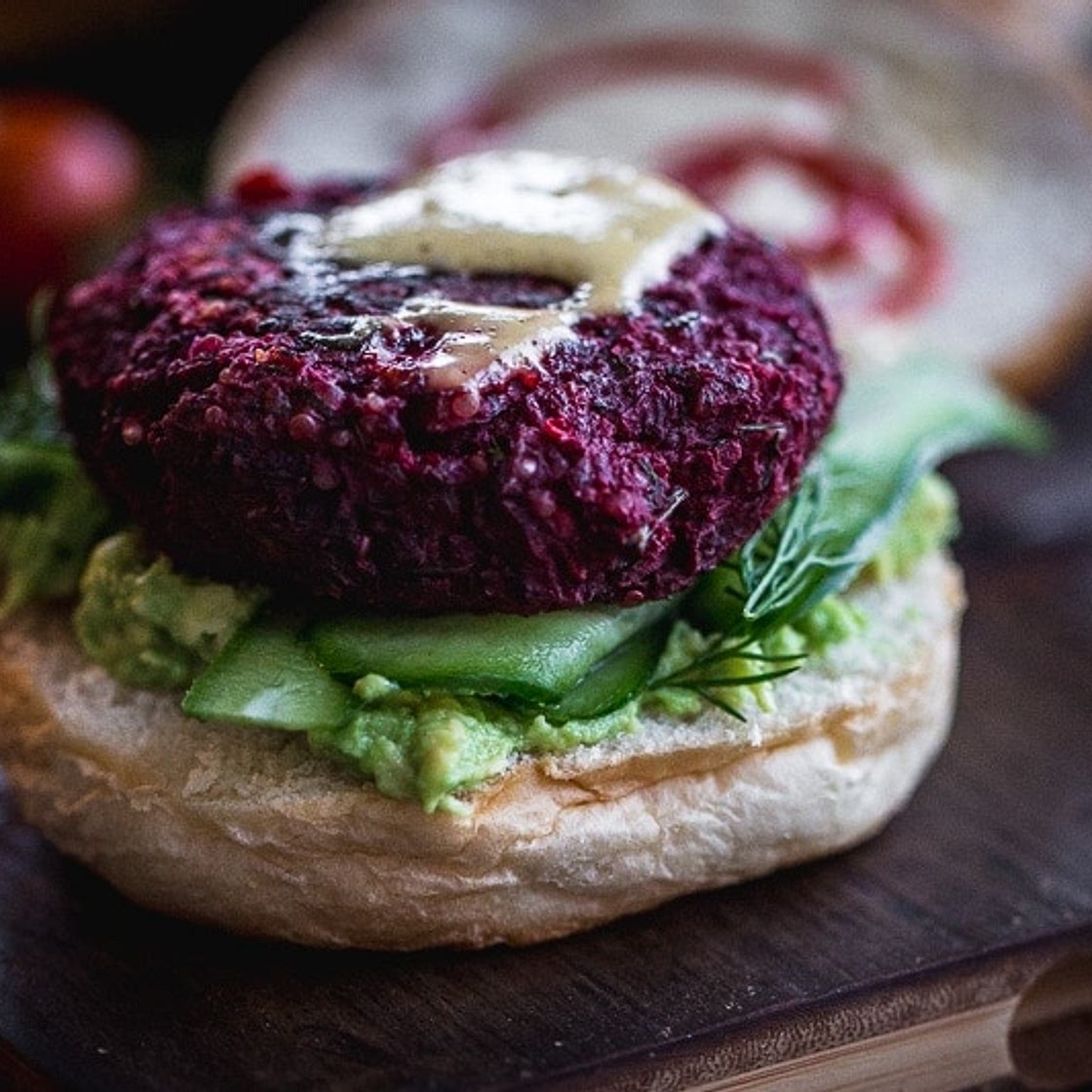 VEGAN BEETROOT QUINOA BURGER