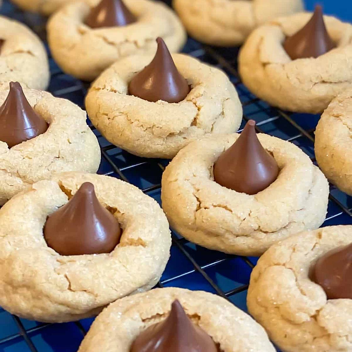 Peanut Butter Blossom Cookies