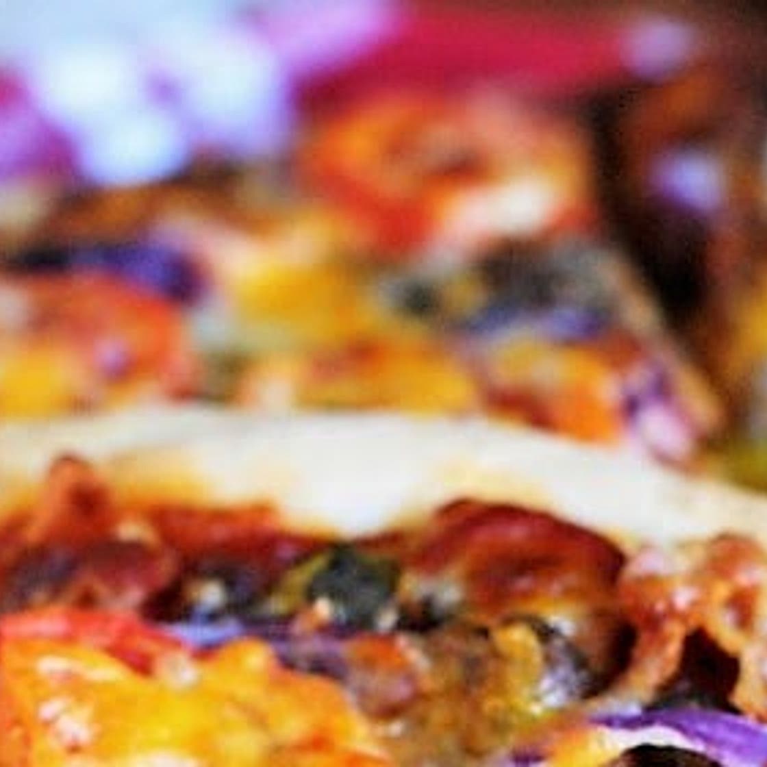 Bacon Cheeseburger Pizza