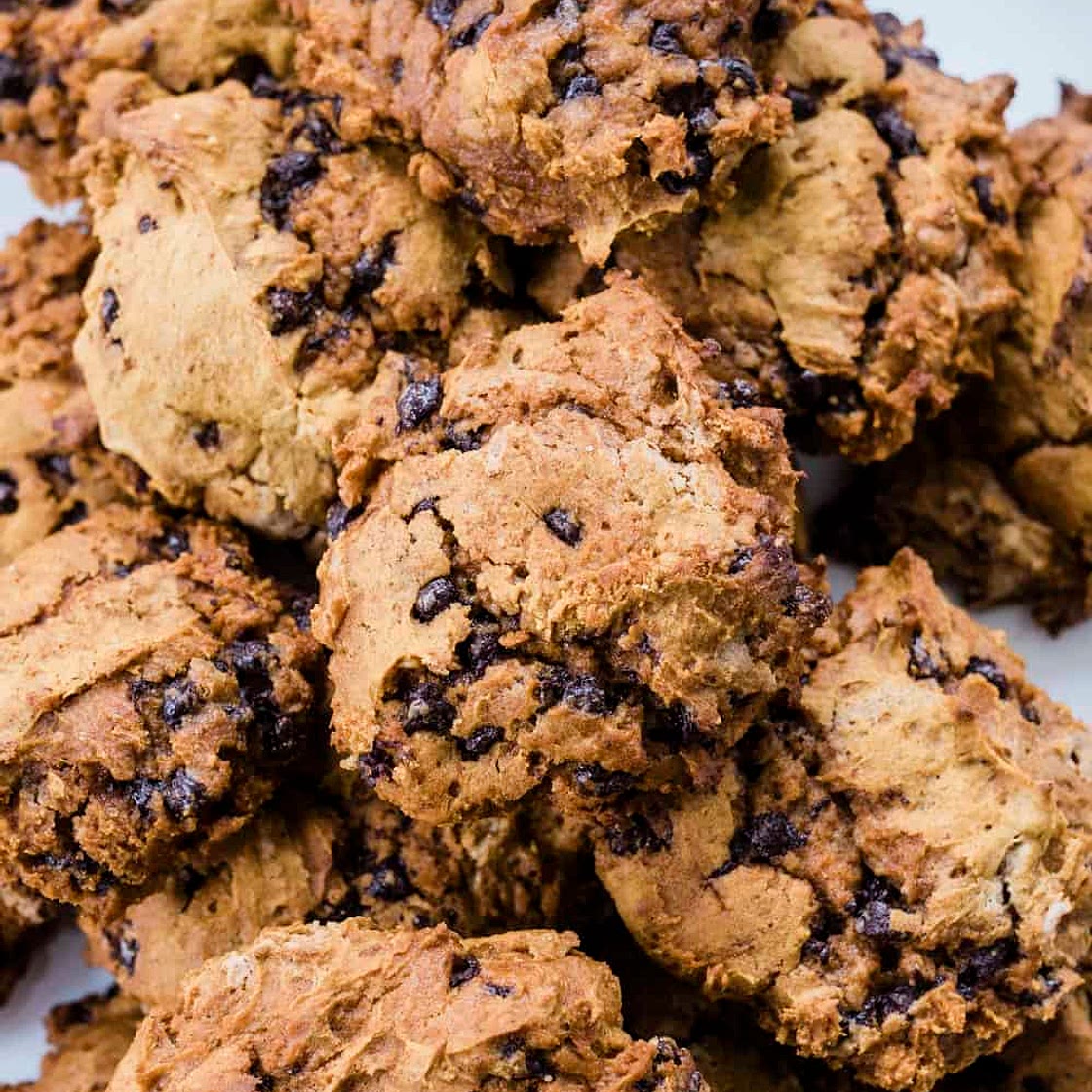 Pumpkin Spice Chocolate Chip Cookie