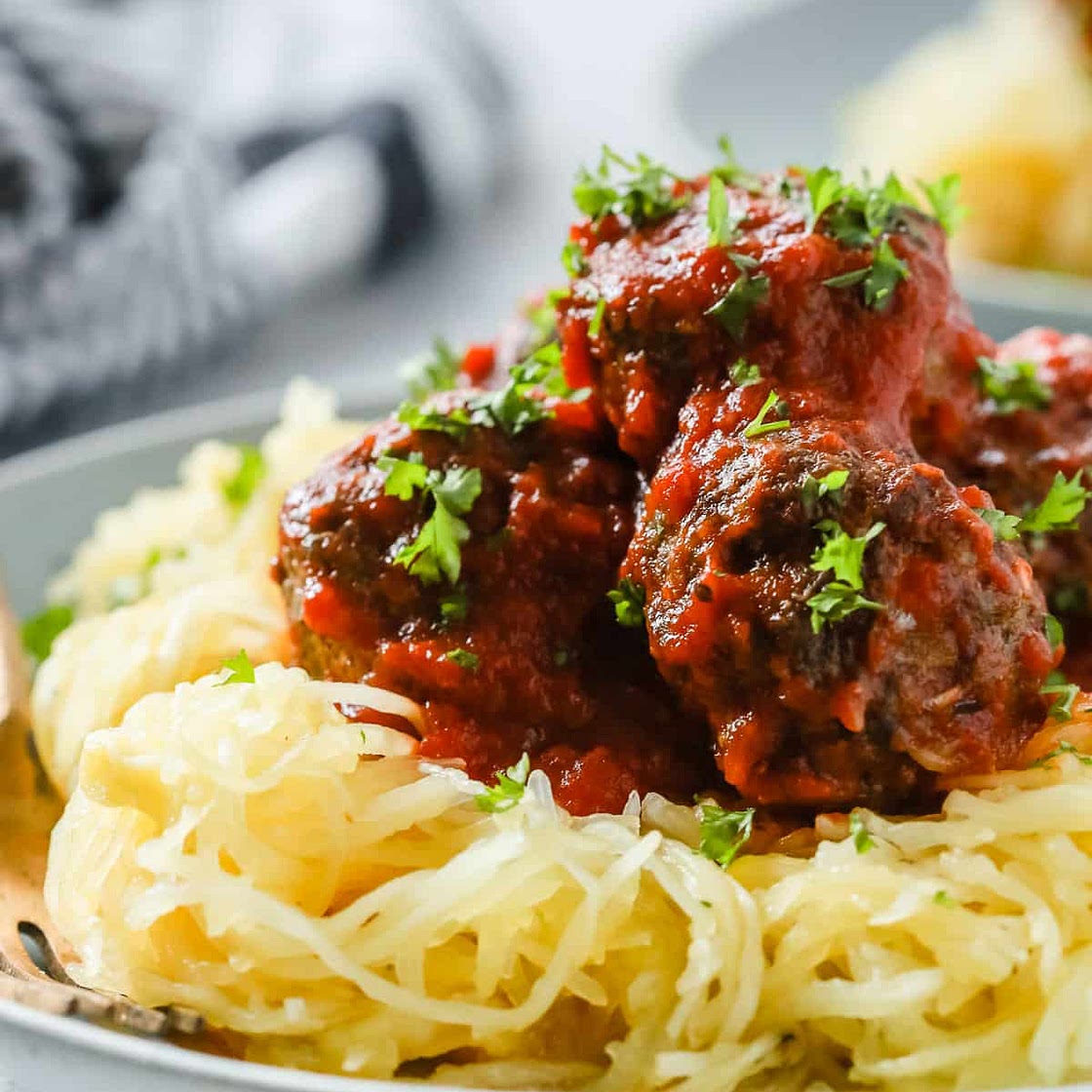 Whole30 Low-Carb Spaghetti Squash With Meatballs