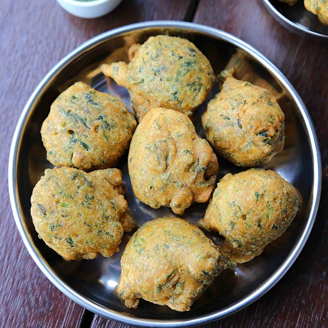 methi na gota recipe | methi na bhajiya | gujarati gota recipe