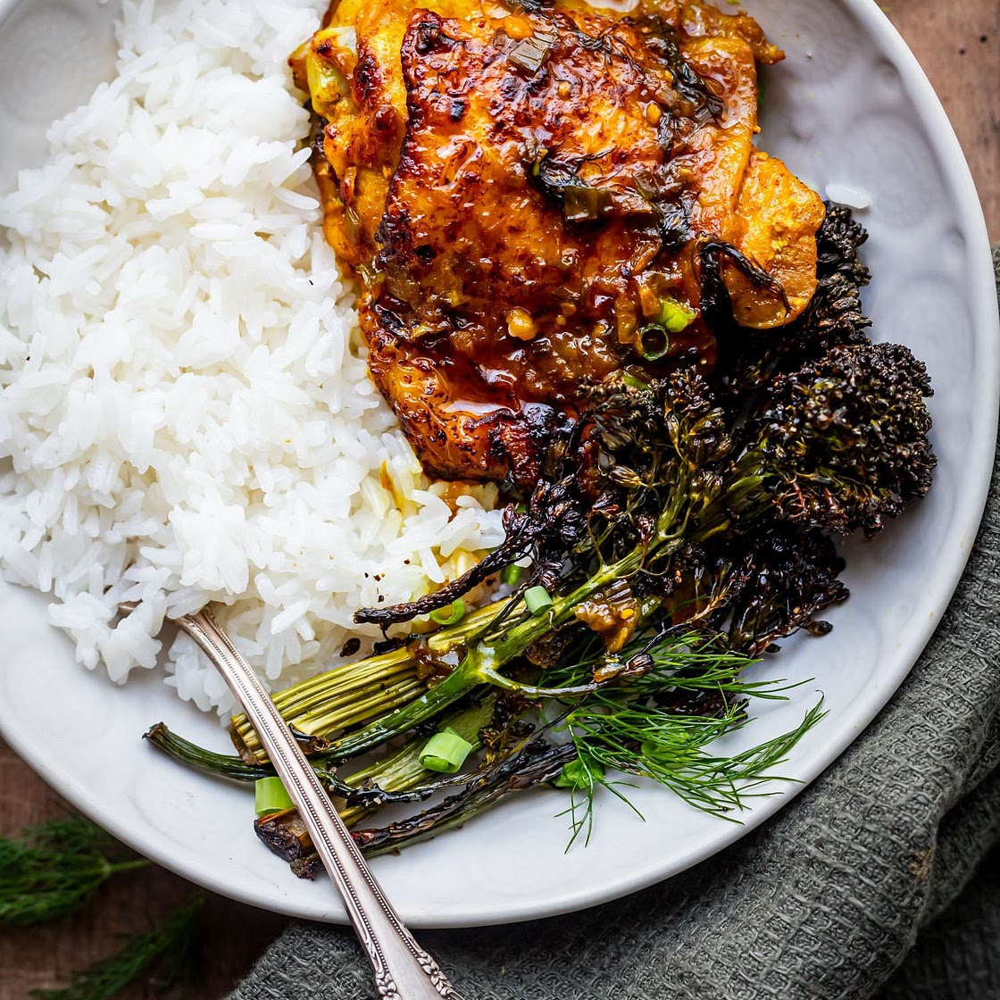 Pan-Seared Vietnamese Turmeric Chicken (Ga Nghe)