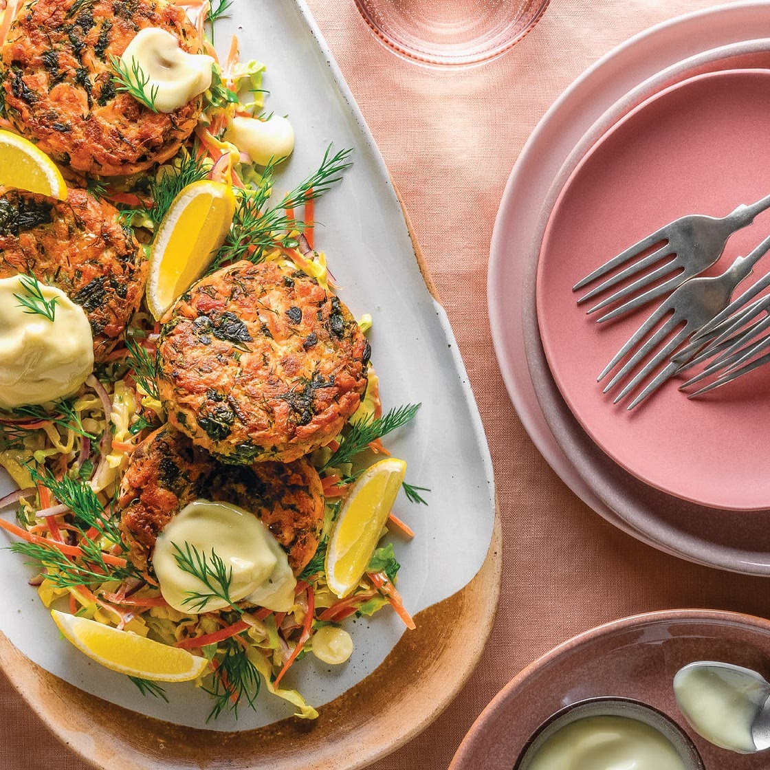 Save Time and Make These Savory Lemony Salmon & Spinach Cakes Today