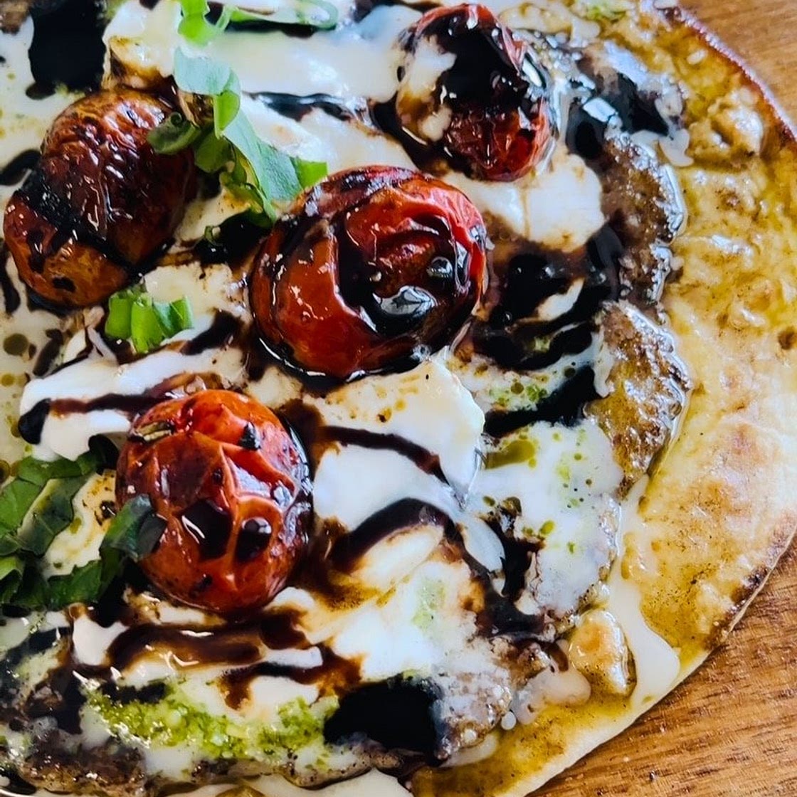 This Blackstone Smashed Caprese Chicken Tacos