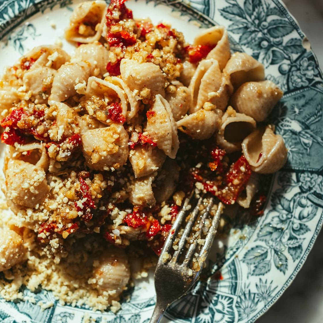 Vegan sundried tomato pesto