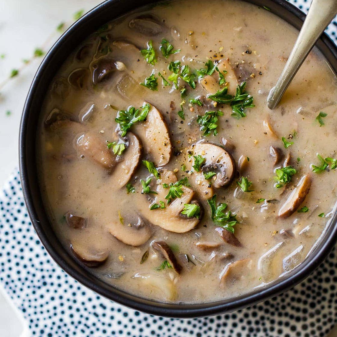 VEGAN MUSHROOM SOUP