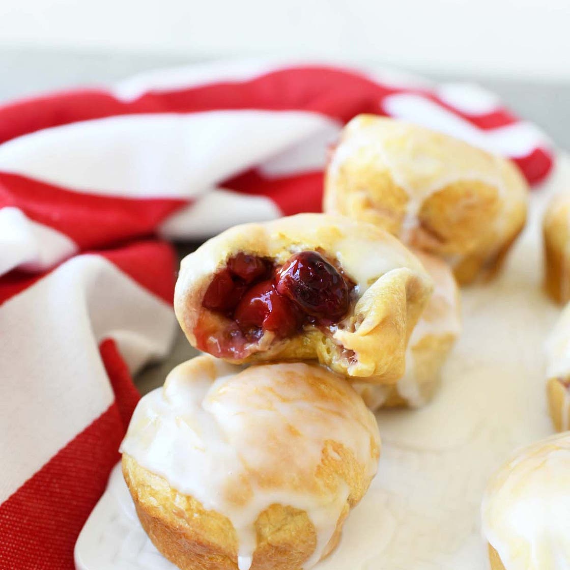 Easy & Tasty Cherry Pie Bombs