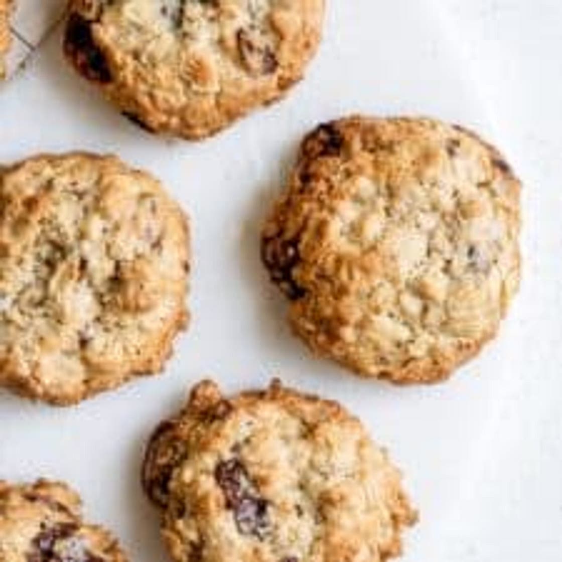 Chocolate Chunk Tahini Oatmeal Cookies