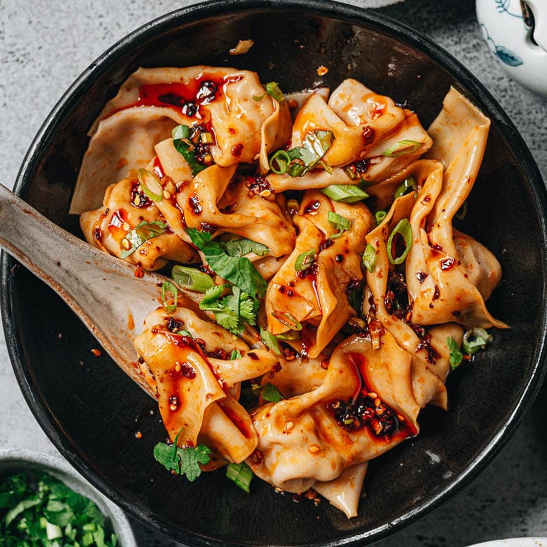 Sichuan Spicy Wonton in Chili Oil (红油抄手)