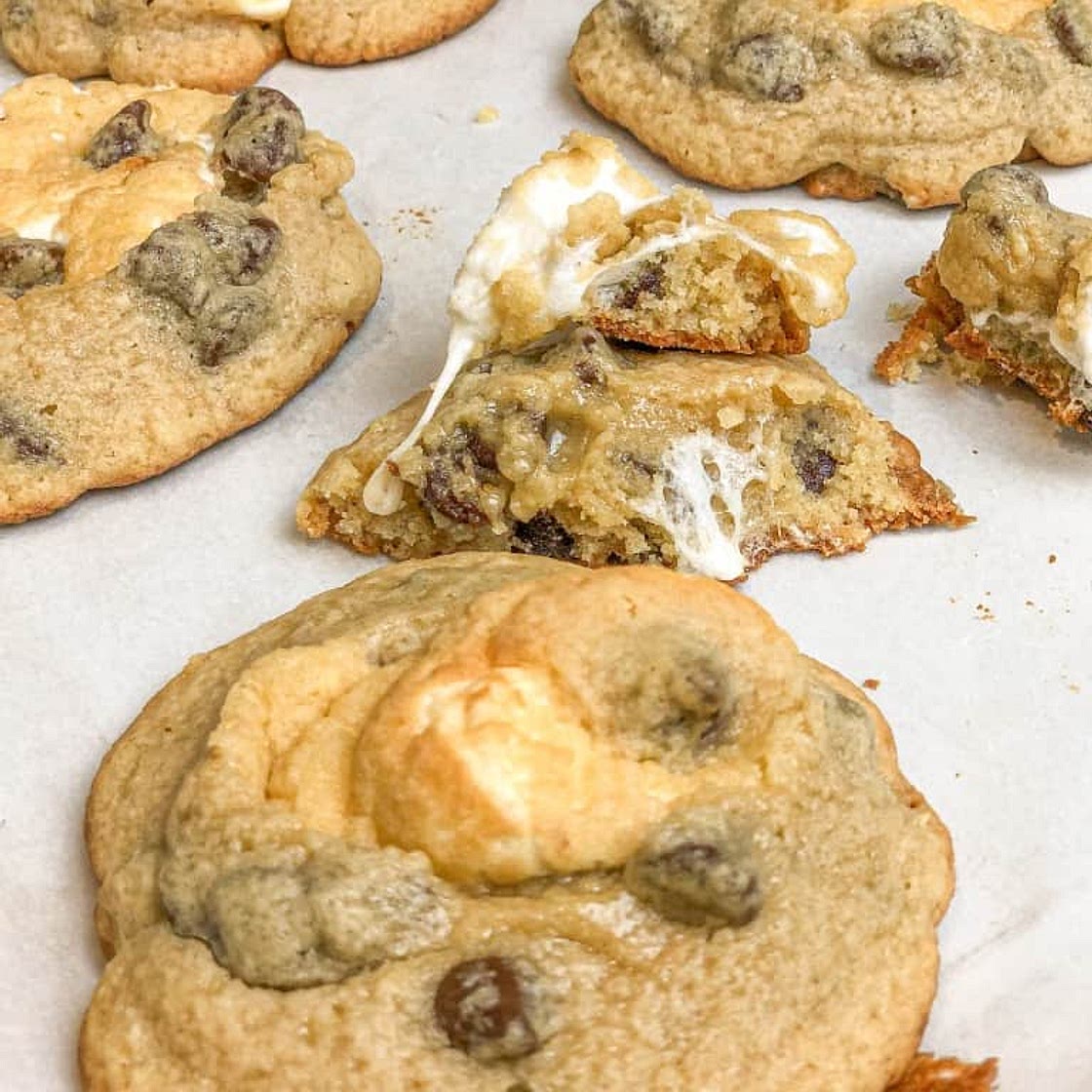 Gooey Marshmallow Chocolate Cookies