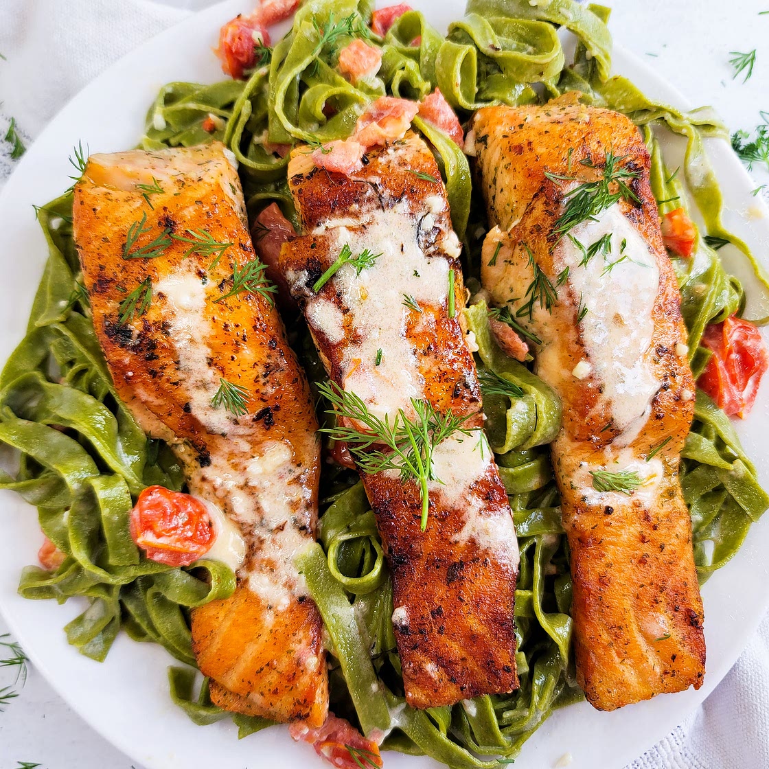 Salmon Spinach Fettuccini with Creamy Feta & Garlic Sauce