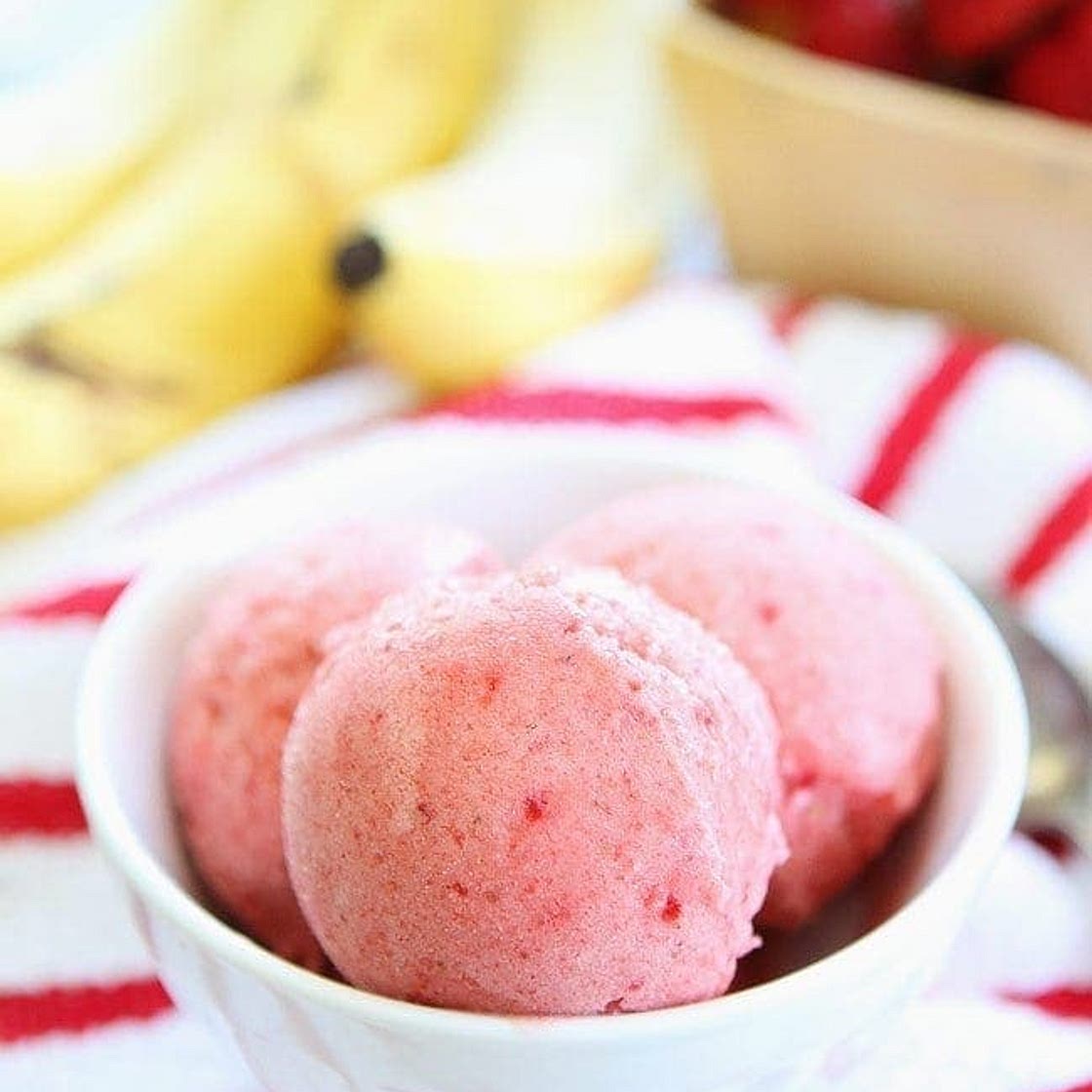 2-Ingredient Strawberry Banana Ice Cream