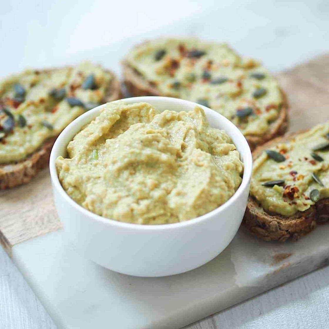 Easy Avocado Hummus