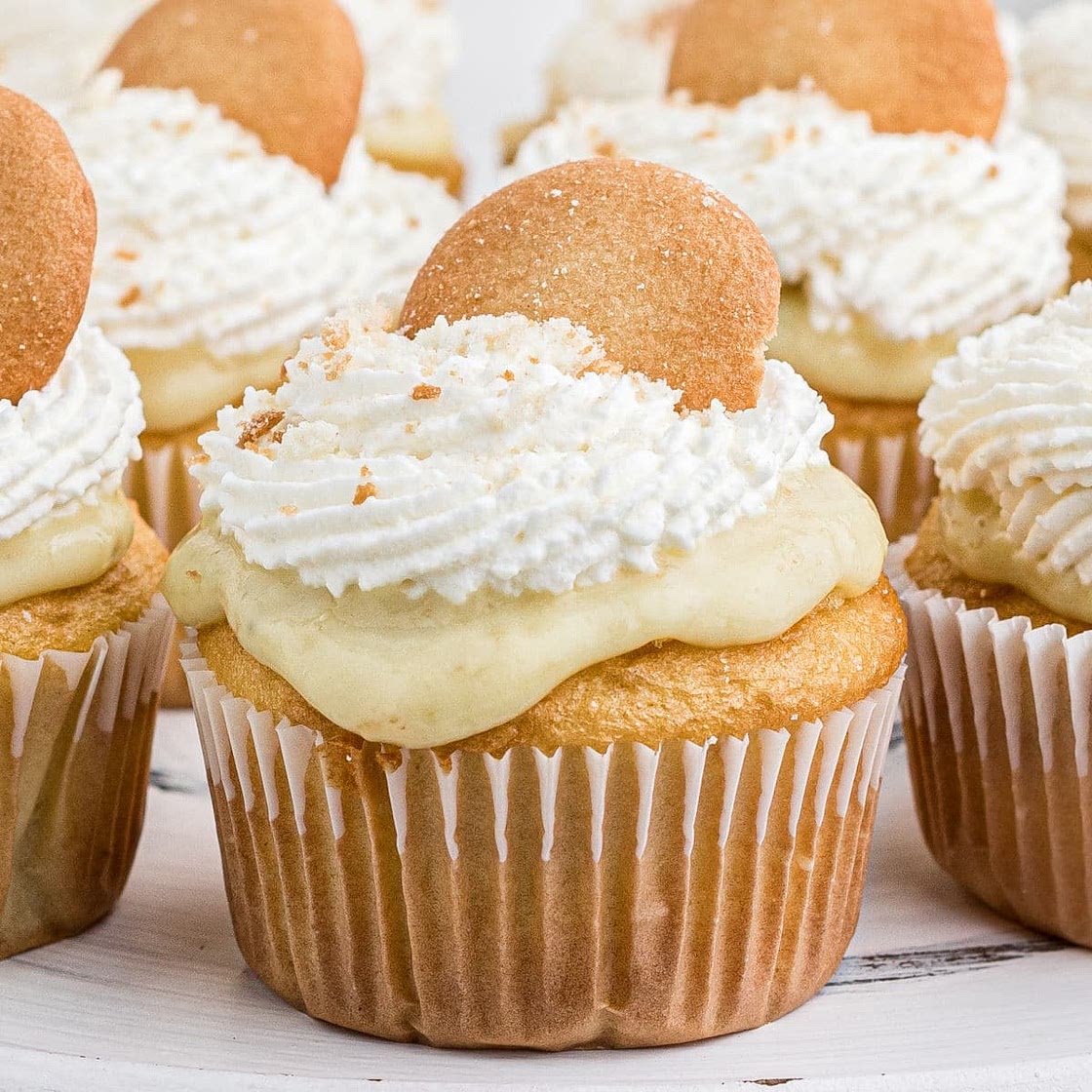 Creamy Banana Pudding Cupcakes