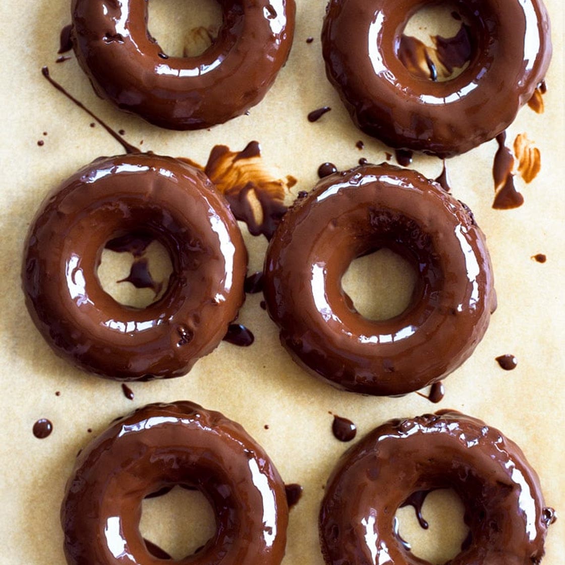 Healthy Chocolate Breakfast Donuts