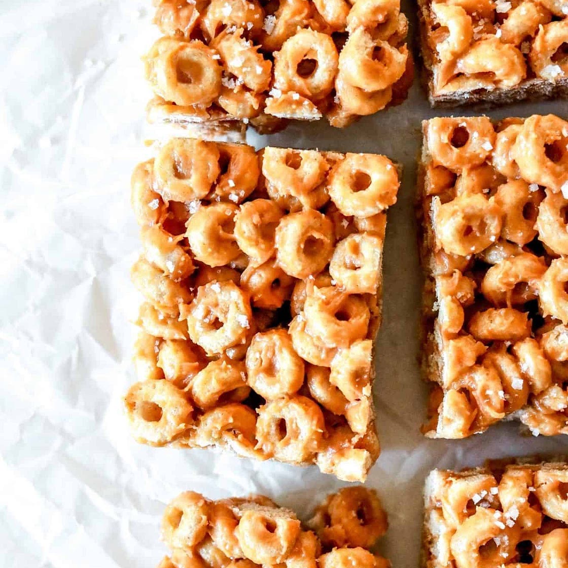 Easy No Bake Peanut Butter Cheerio Bars