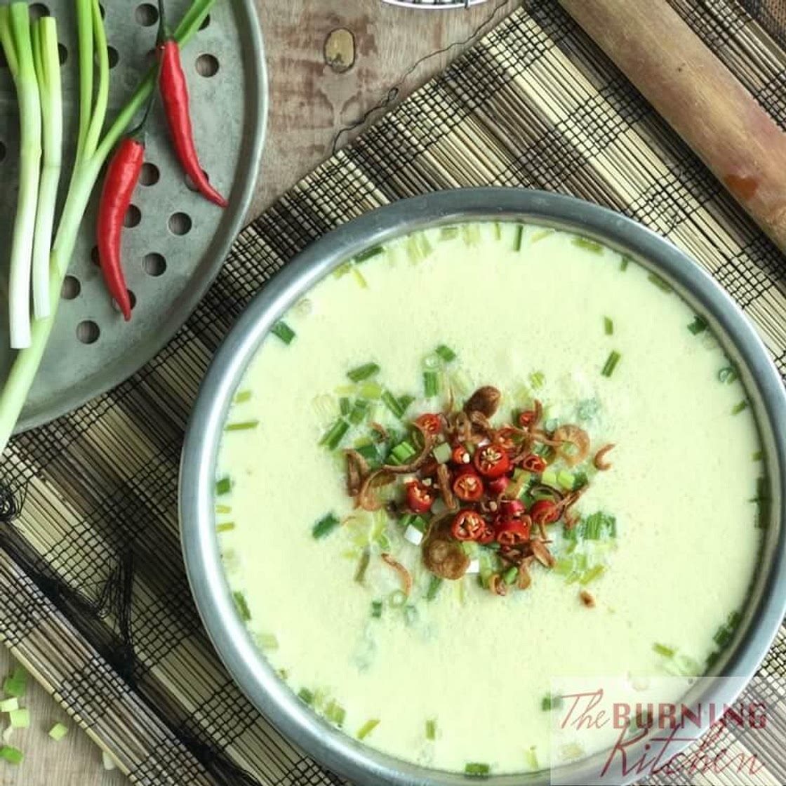 Silken Smooth Chinese Steamed Egg with Minced Meat (Zheng Sui Tan 蒸水蛋)