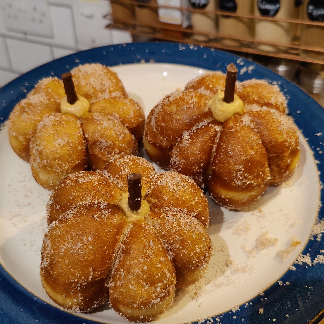 Pumpkin spice donuts