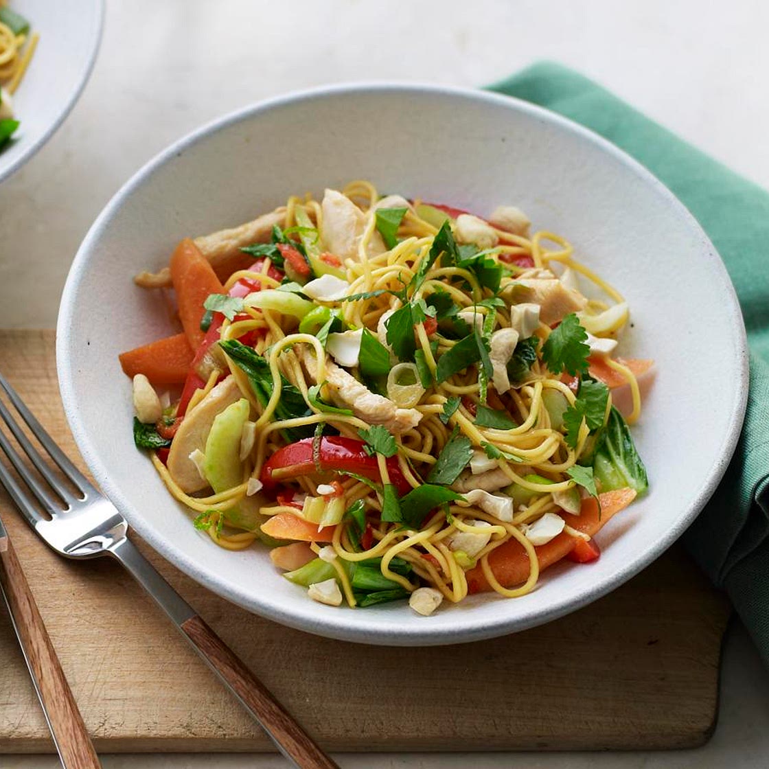 Chicken and cashew noodle stir-fry