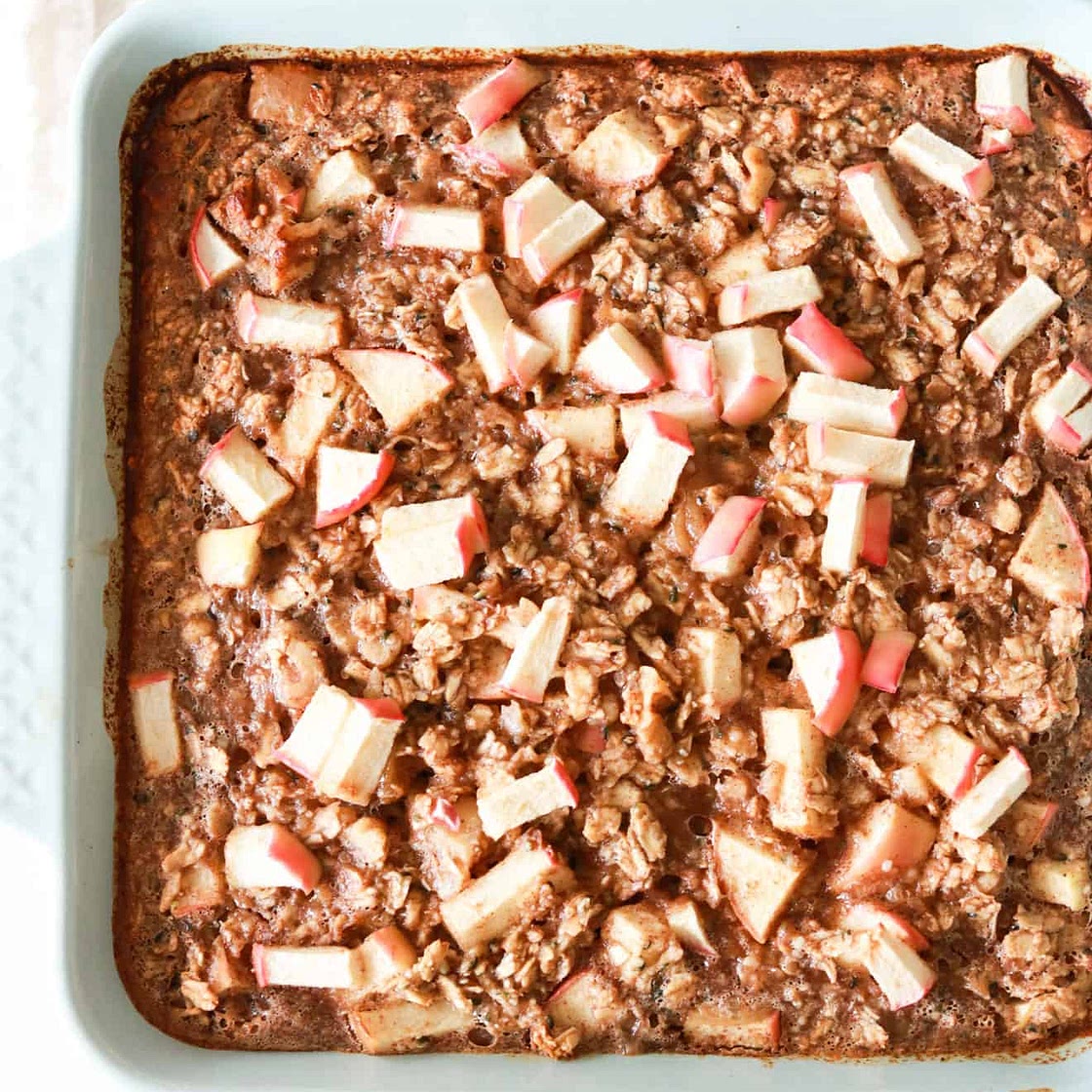 Baked Apple Cinnamon Oatmeal