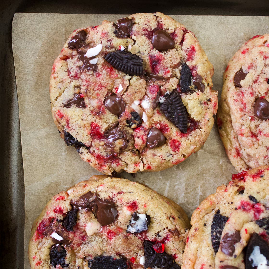 Oreo Chocolate Chip Peppermint Cookies
