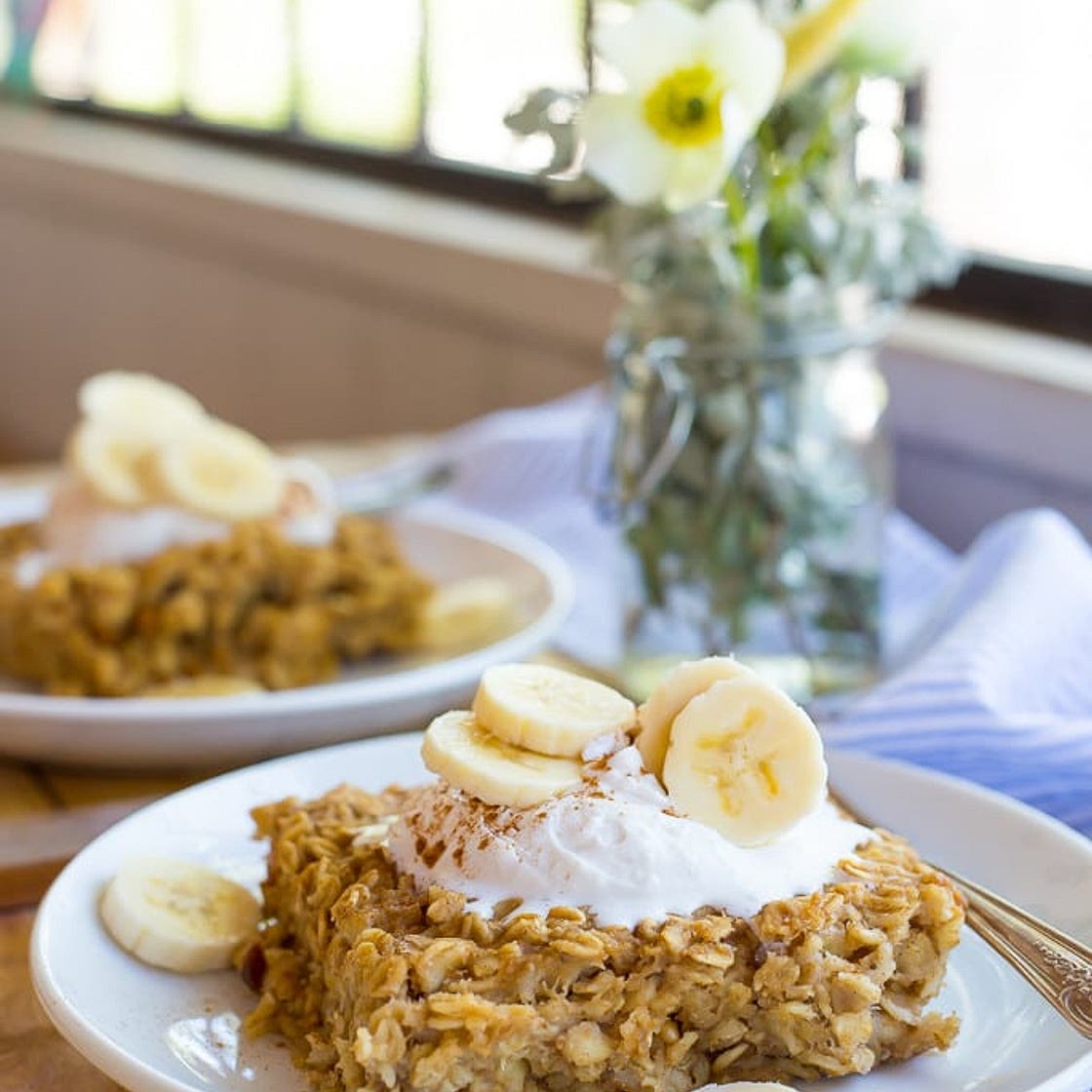 Peanut Butter and Banana Oatmeal Bake