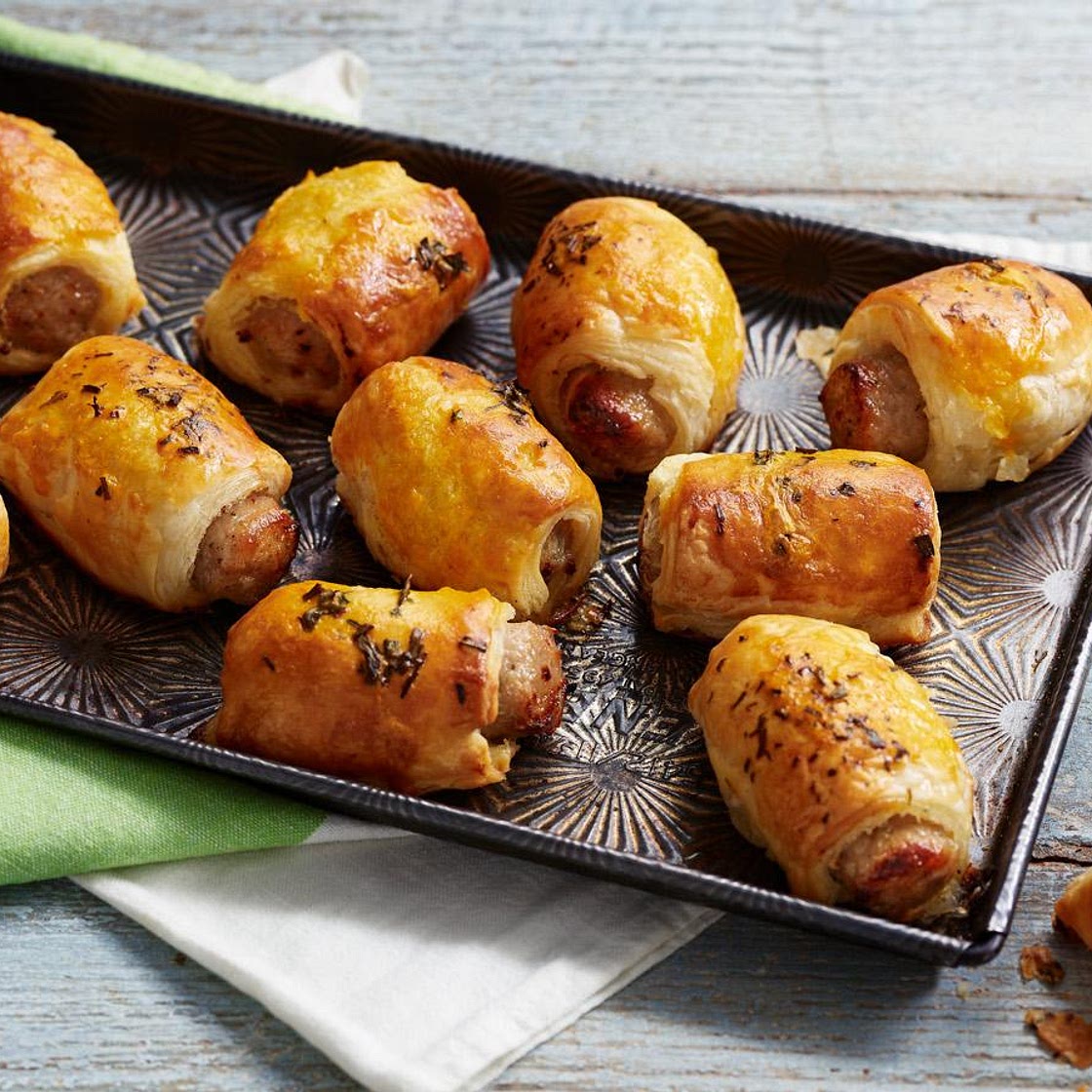 Easy sausage rolls
