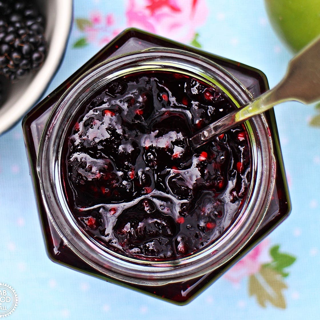 Easy Blackberry & Apple Jam