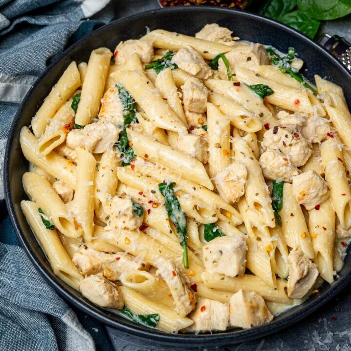 Instant Pot Creamy Chicken Pasta