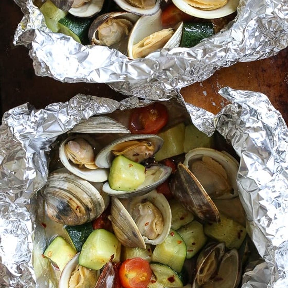 Grilled Clams in Foil