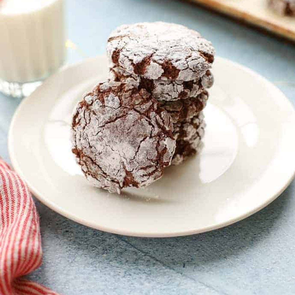 Gluten Free Chocolate Crinkle Cookies