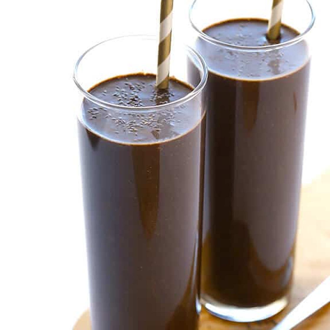 Chocolate Chia Smoothie