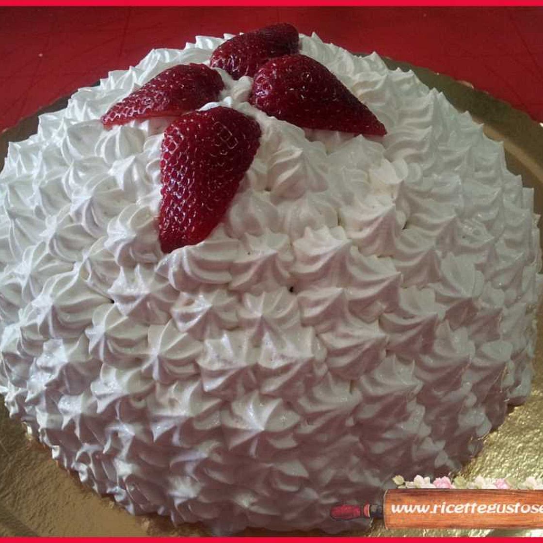 Zuccotto alle fragole