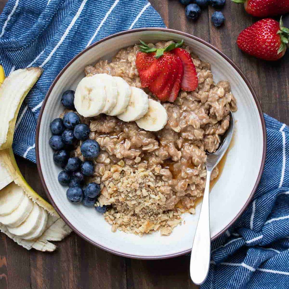 The Best Creamy Vegan Oatmeal Recipe