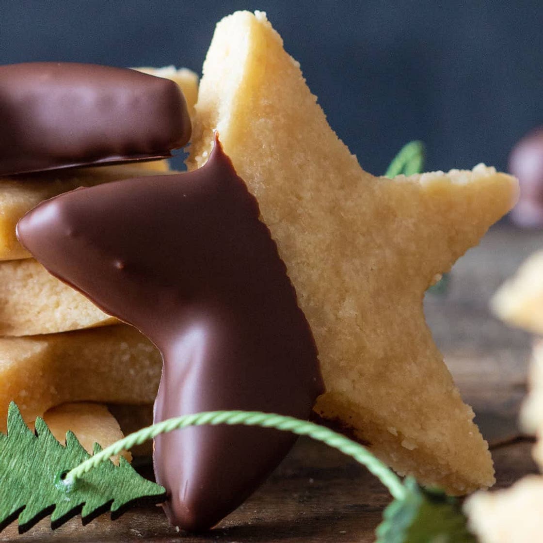 2-Ingredient Almond Cookies