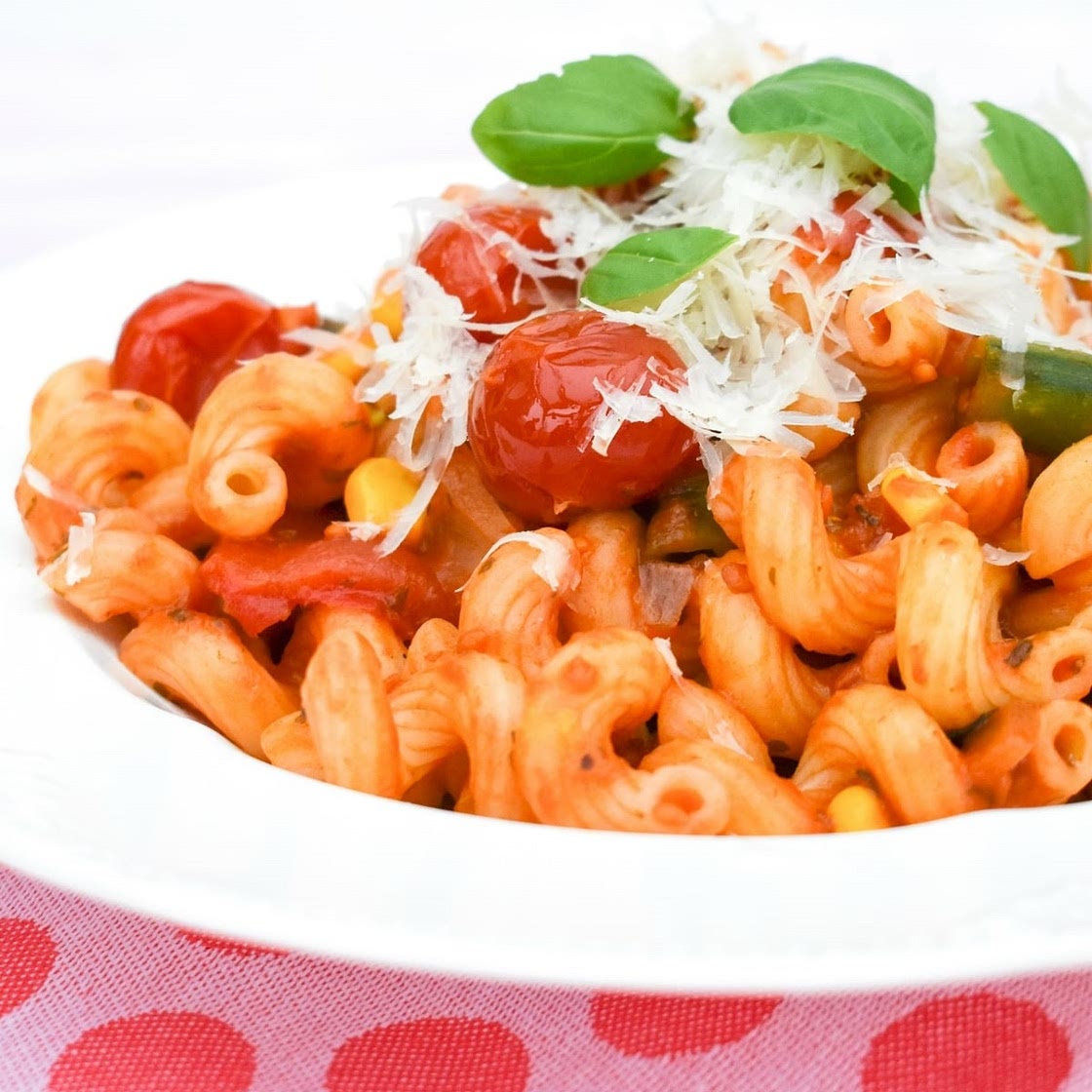 Summer Vegetable Pasta with Peppers & Corn