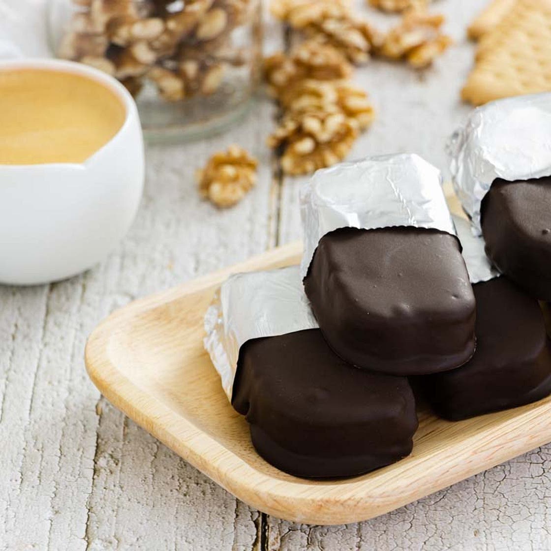 Greek Walnut-filled Chocolates (Kariokes)