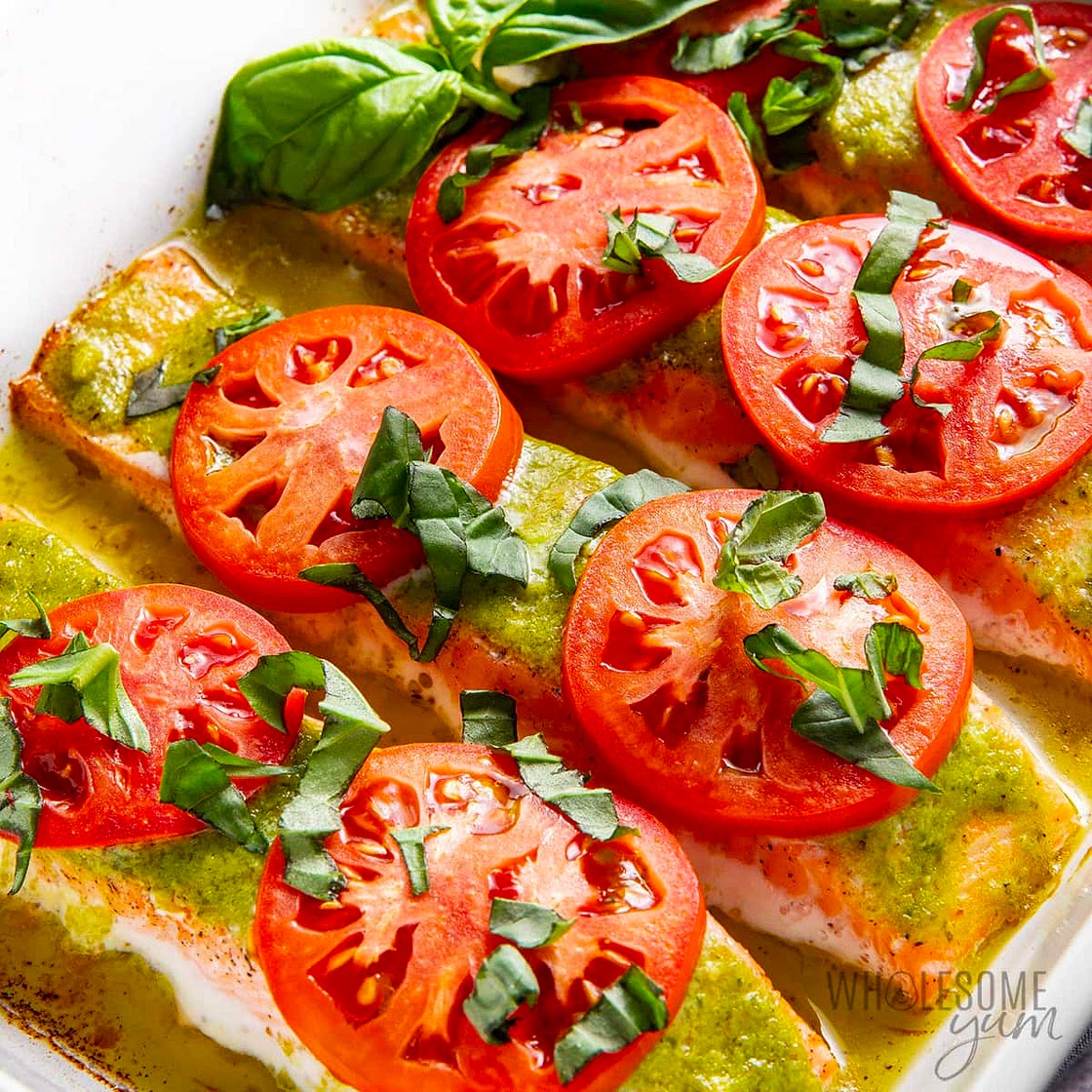 Pesto Salmon (4 Ingredients)