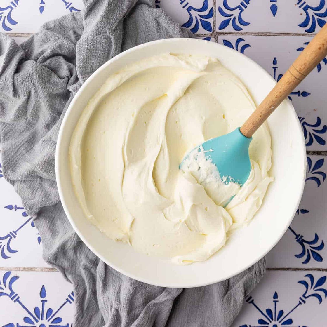 Whipped Mascarpone Frosting Recipe