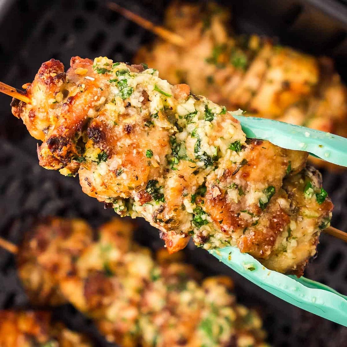 Air Fryer Garlic Parmesan Chicken Skewers