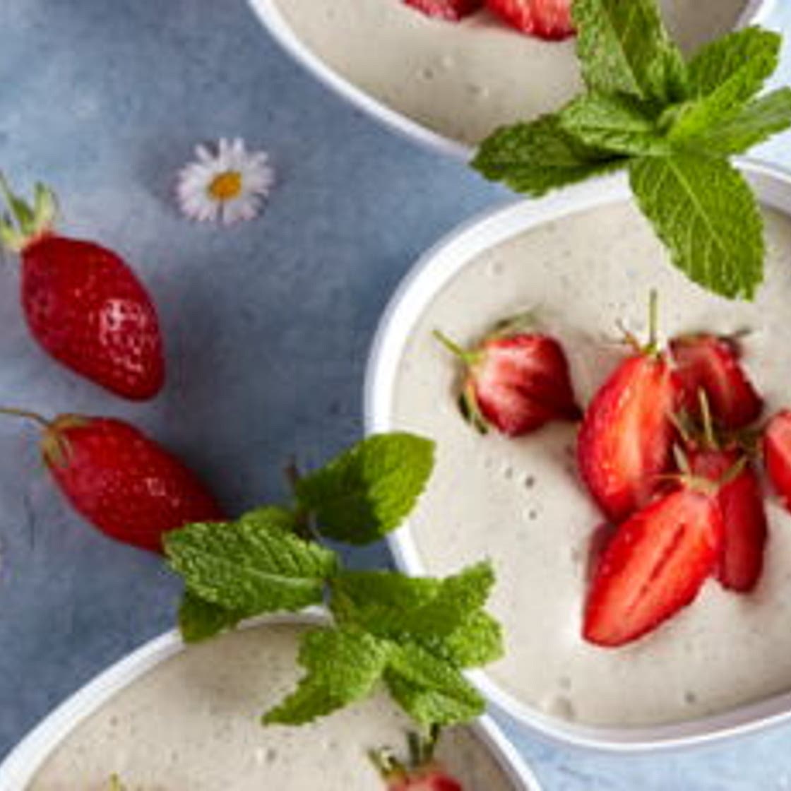 Emulsion au lait ribot et à la menthe fraîche et fraise