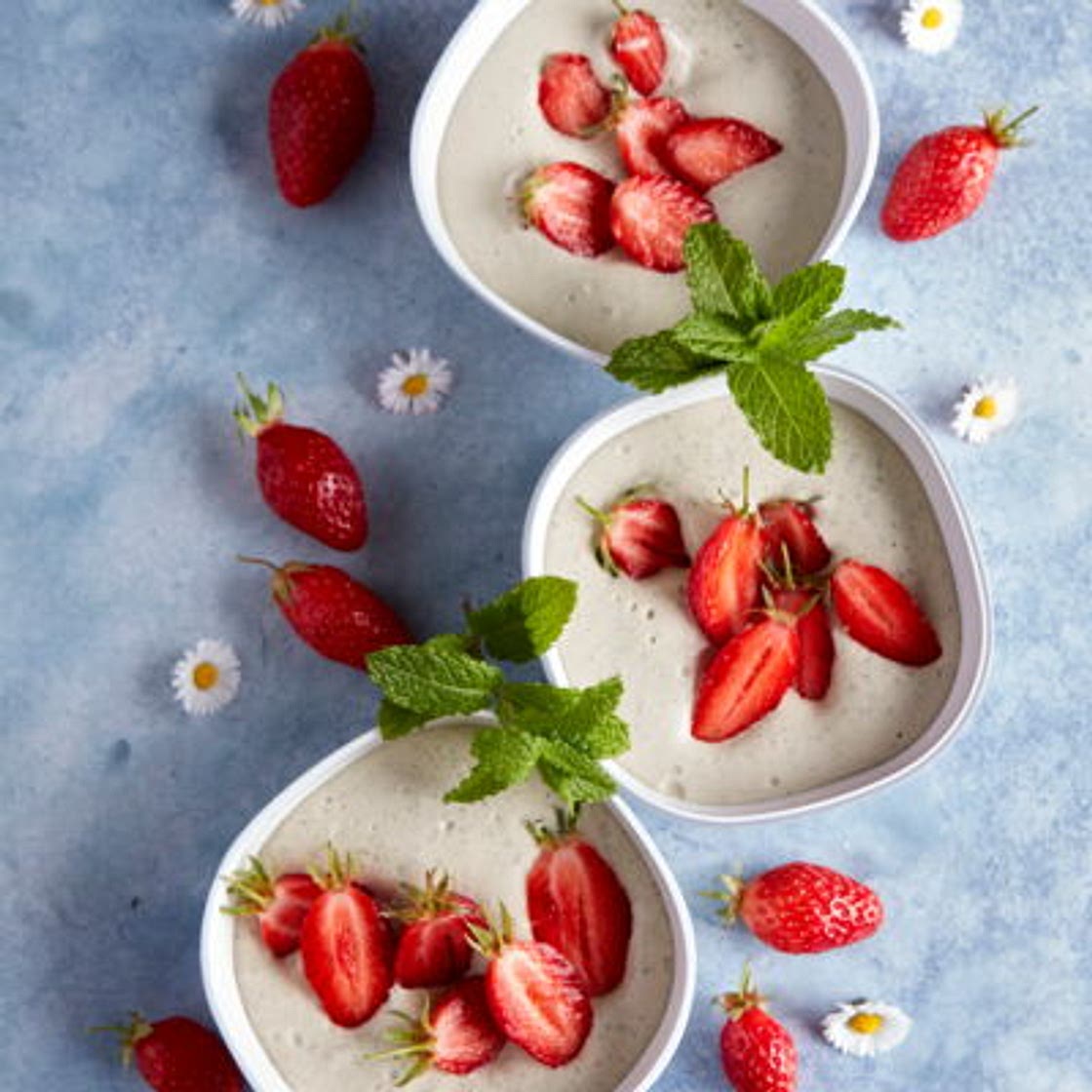 Emulsion au lait ribot et à la menthe fraîche et fraise