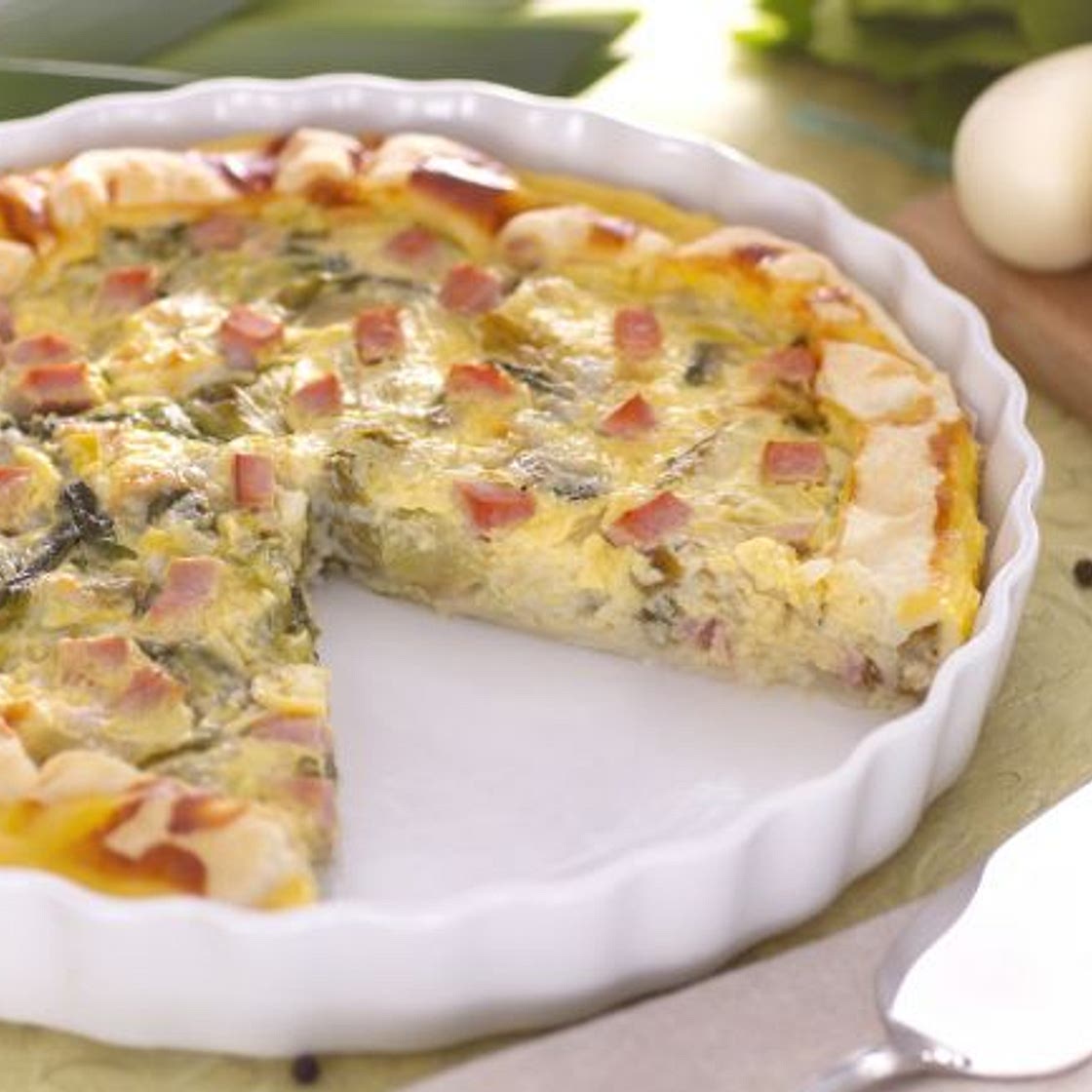 Quiche con scarola e cubetti di cotto
